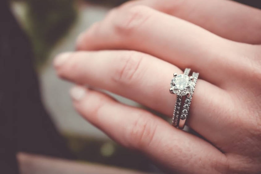 18956224_web1_diamond-ring-engagement