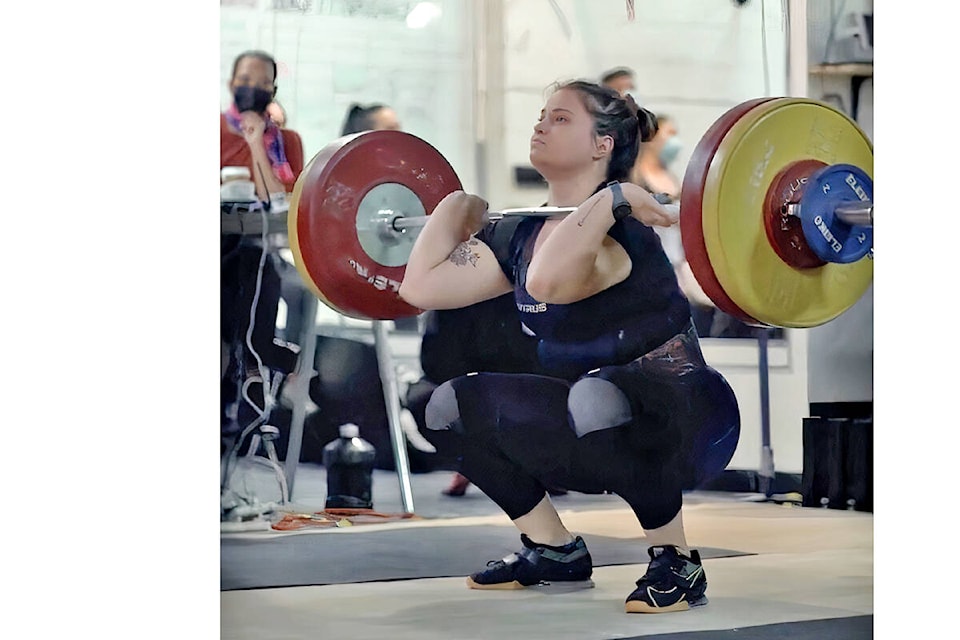 28264585_web1_220223-LAT-DF-lifter-sets-record-video-image_1