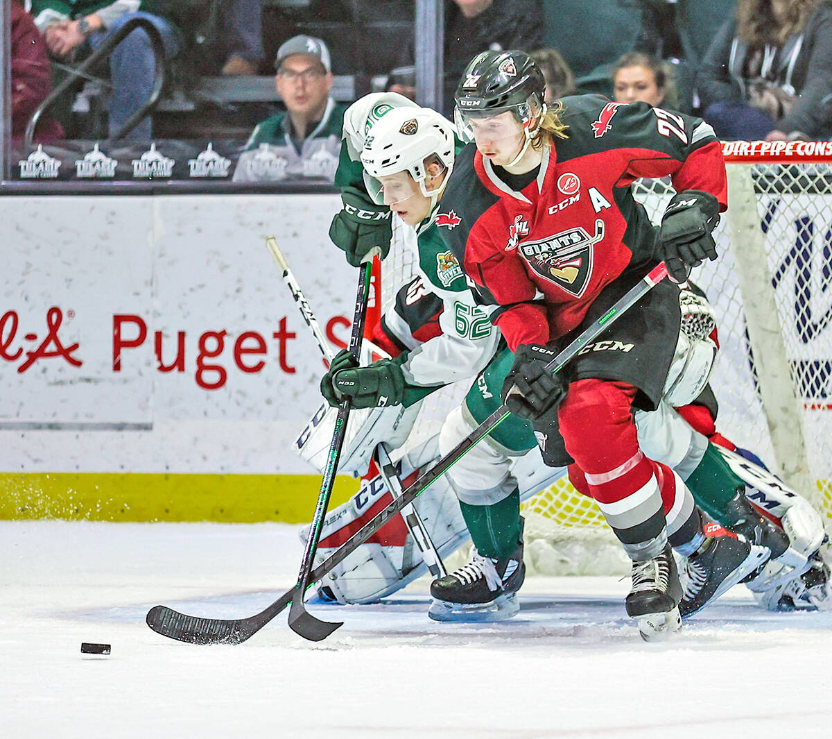 A short-staffed Vancouver Giants lineup fell 5-2 Saturday, March 19, in Everett, ensuring at least a weekend split with the U.S. Division leaders (Kristin Ostrowski/Special to Langley Advance Times)