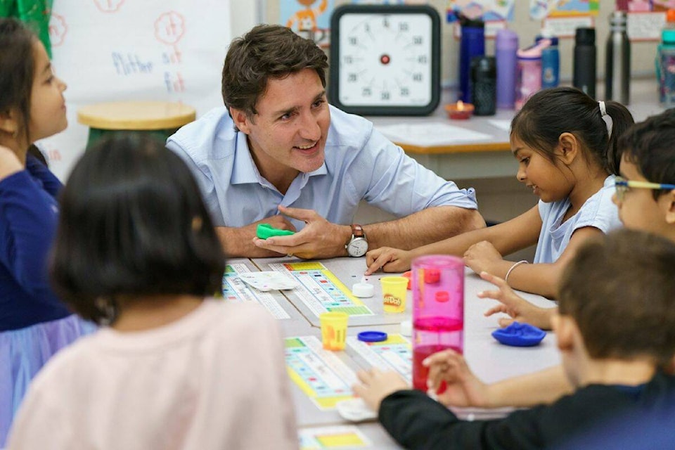 30770237_web1_221027-SUL-Justin-Trudeau-Cedar-Hills-School_1