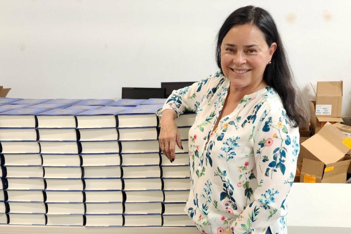 How Outlander novelist Diana Gabaldon helped build Surrey Writers How Outlander novelist Diana Gabaldon helped build Surrey Writers