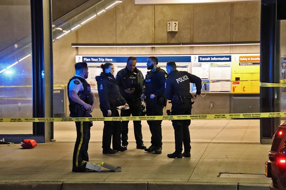 32434244_web1_230415-BPD-Surrey-skytrain-stabbing_2