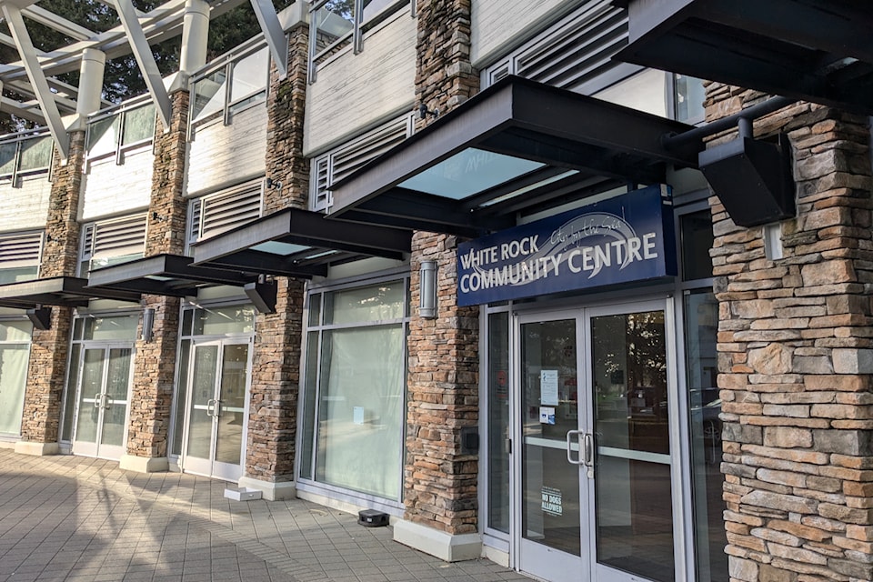 white_rock_community_centre_02