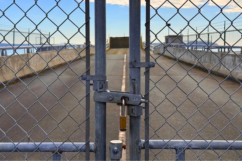 anacortes-sidney-ferry-locked