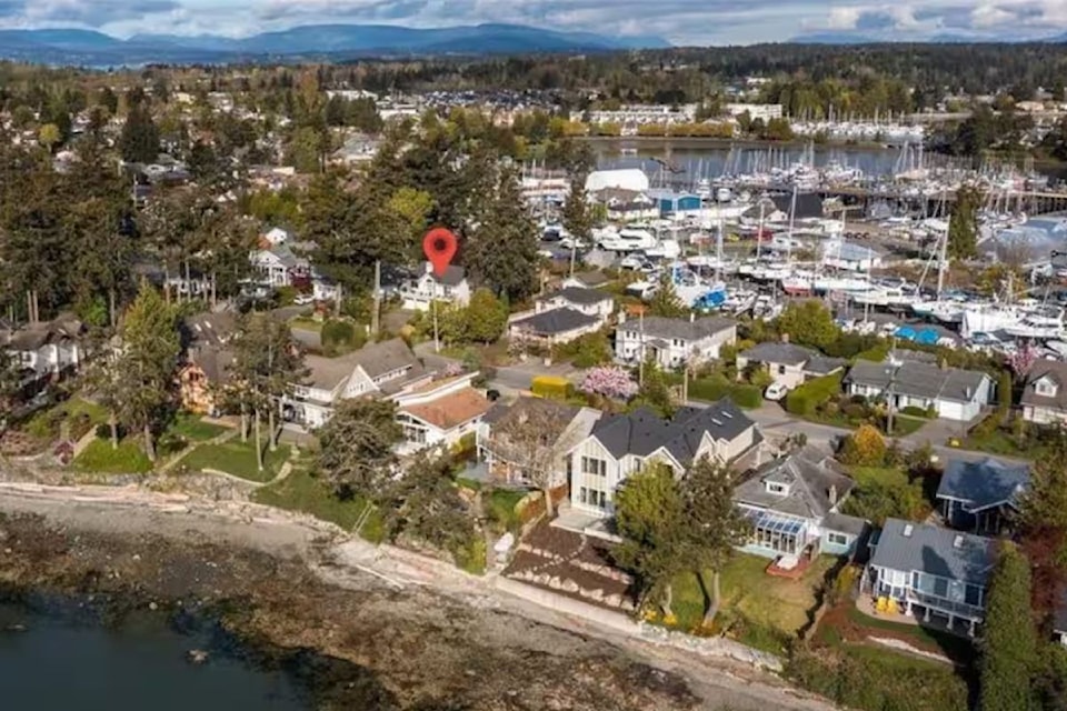 A business licence is now required for short-term rental operators in Sidney.