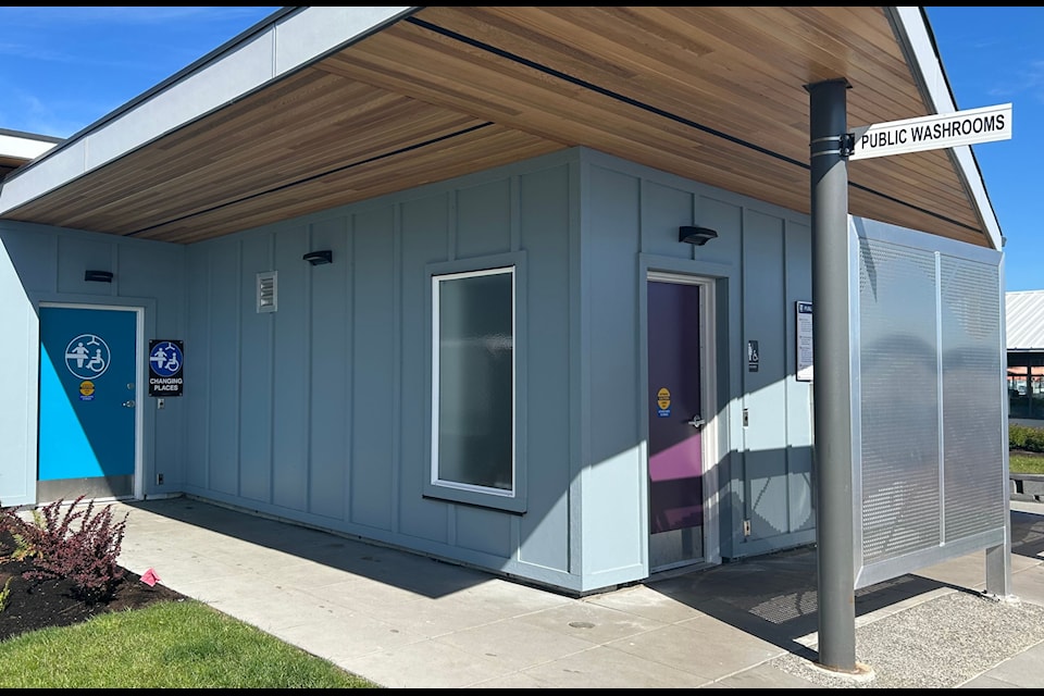 The new washroom building at Seaport Park features Changing Places facility for people with complex disabilities and their caregivers.