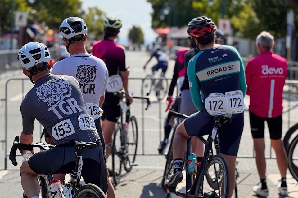 criterium-mens-waiting