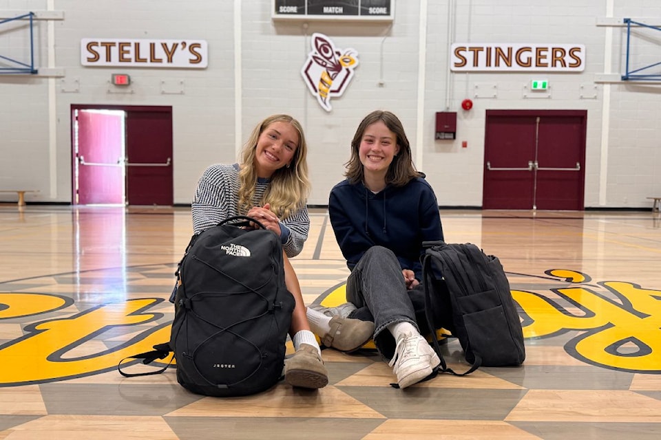stellys-sarah-and-tessa-gym