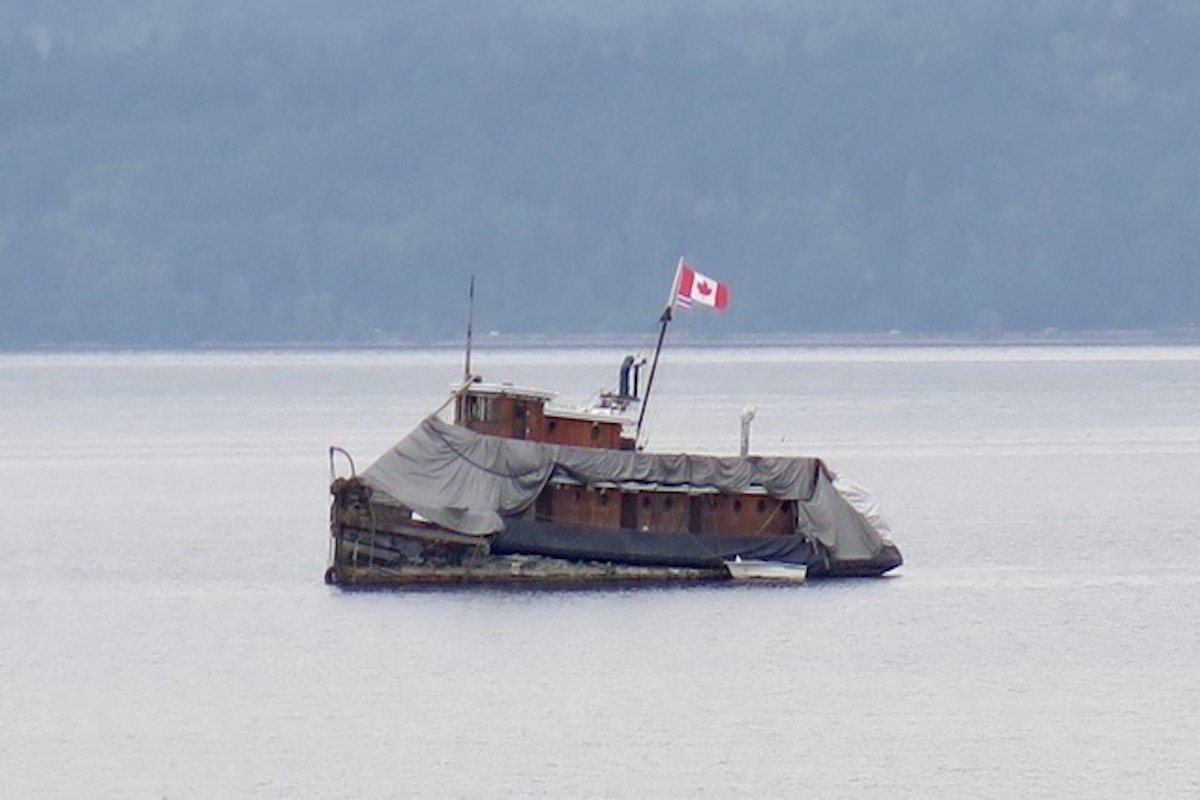 Vancouver Island man calls for boat registration to fix derelict boat woes