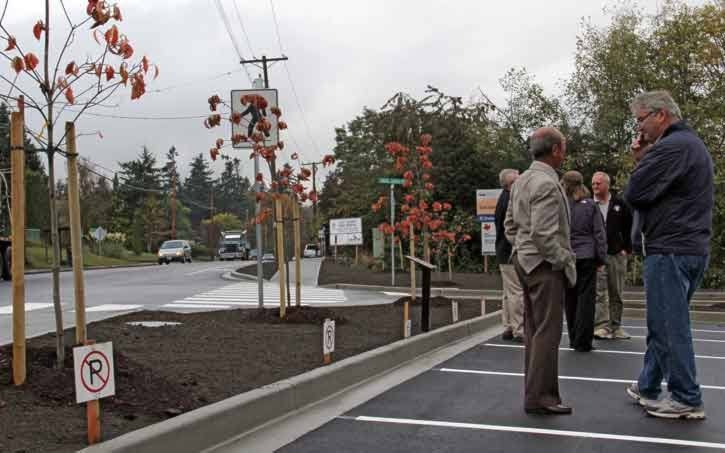 35421sidneyeast-saanich-road-opening