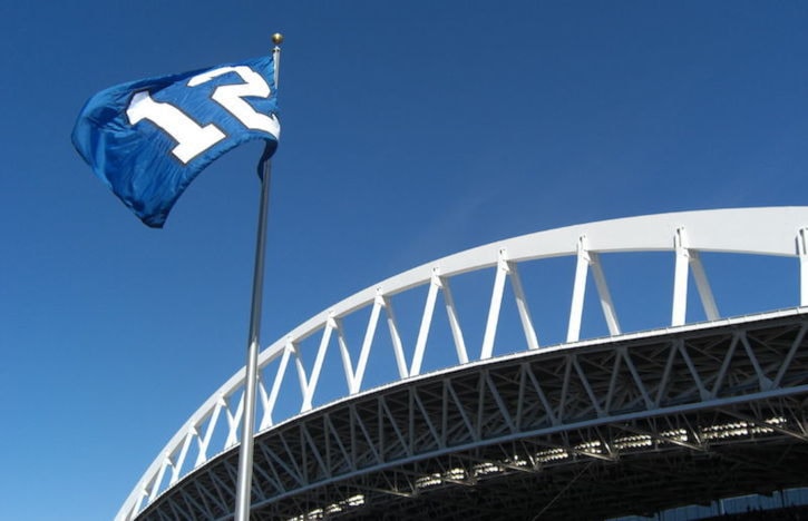 76168BCLN200712thmanflag-seattleseahawks