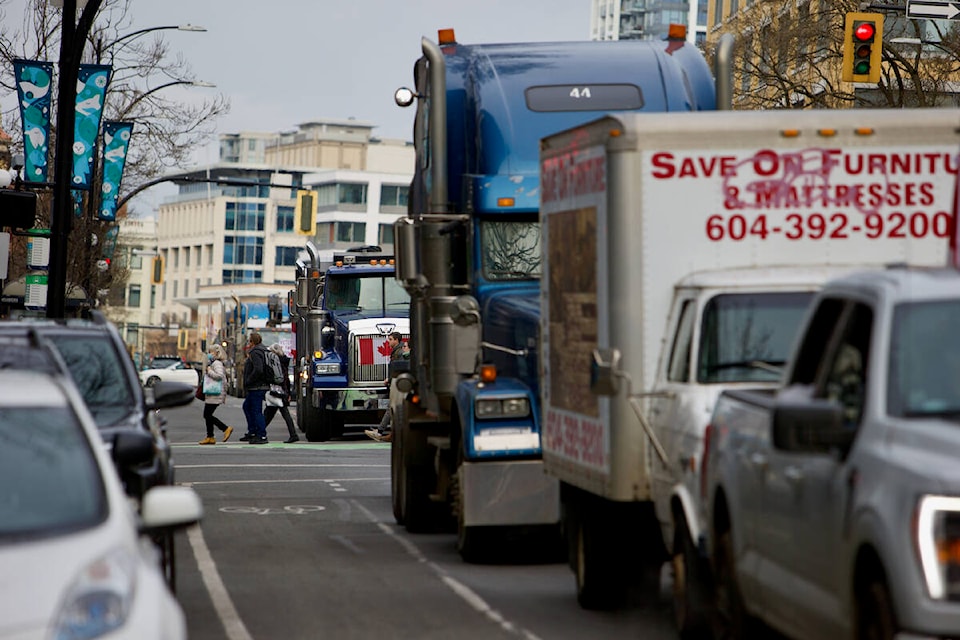 28214382_web1_220129-VNE-we-unify-rally-pics_4