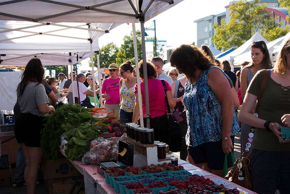 32245625_web1_190725-PNR-Sidney-Street-Market-8