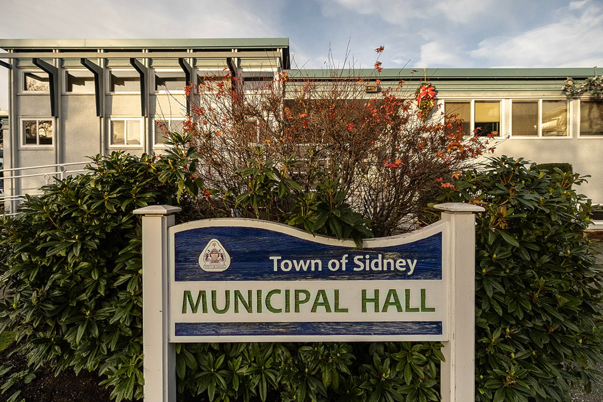 LETTER: Sidney's U.S. flag sends the wrong message