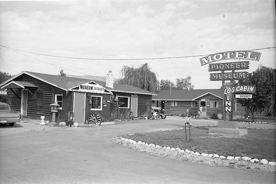 pma23717-1966-log-cabin-motel-at-3287-skaha-lake-road