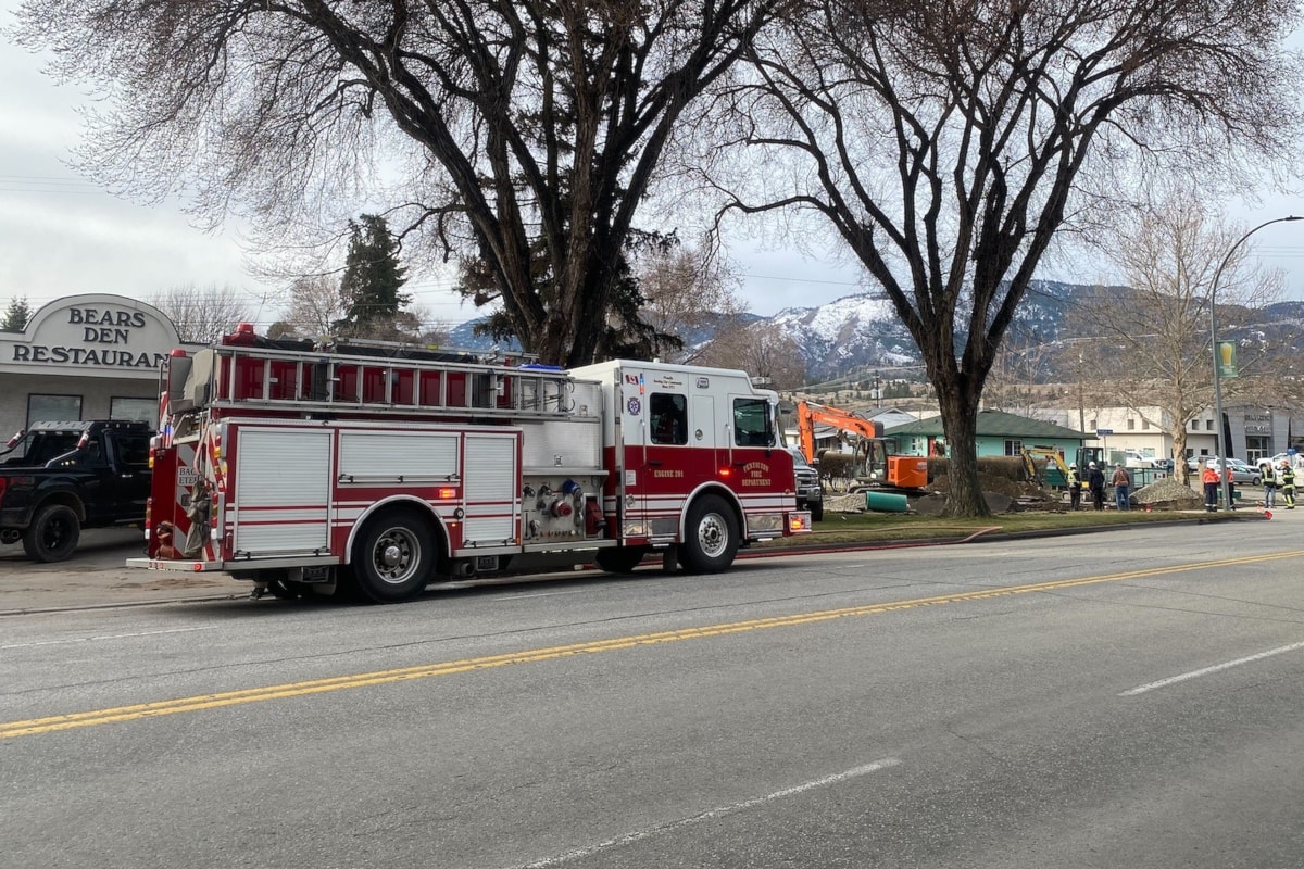 Emergency crews close Westminster Avenue in Penticton