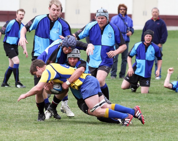 95817pentictonS-lv-rugby4-14-12