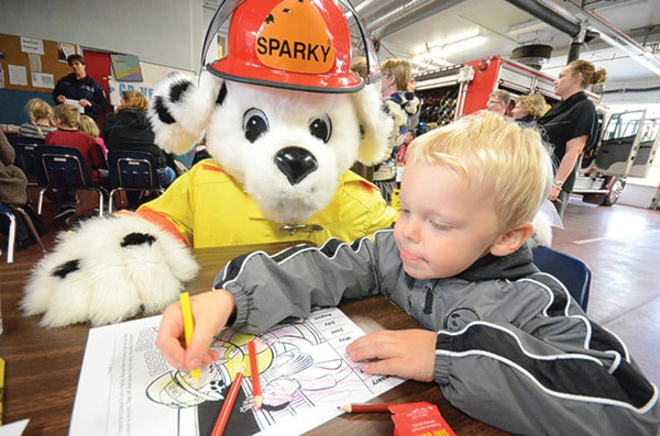 16443penticton1026fireopenhouse-sparky