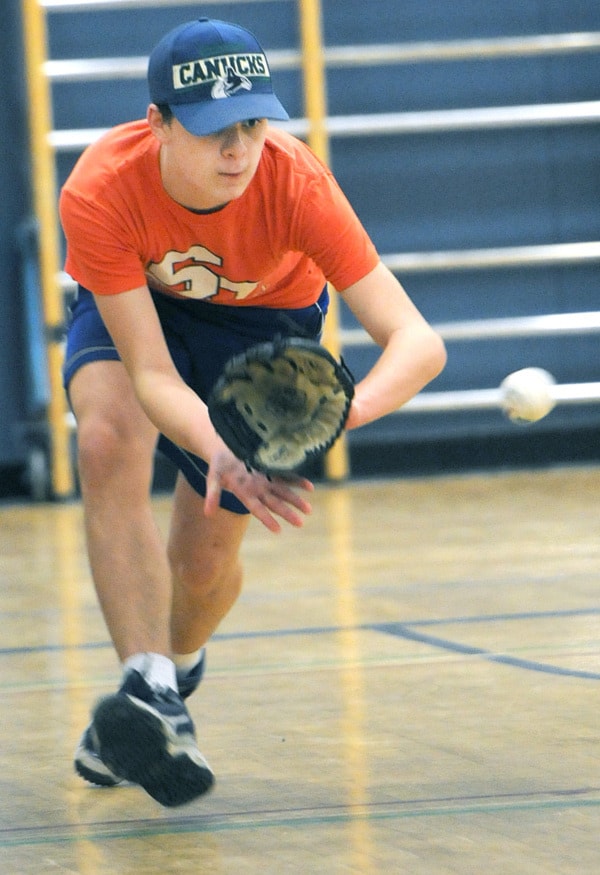 57915penticton0218baseball05