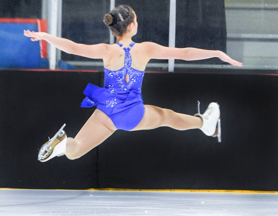 web1_170222-pwn-figure-skate-04