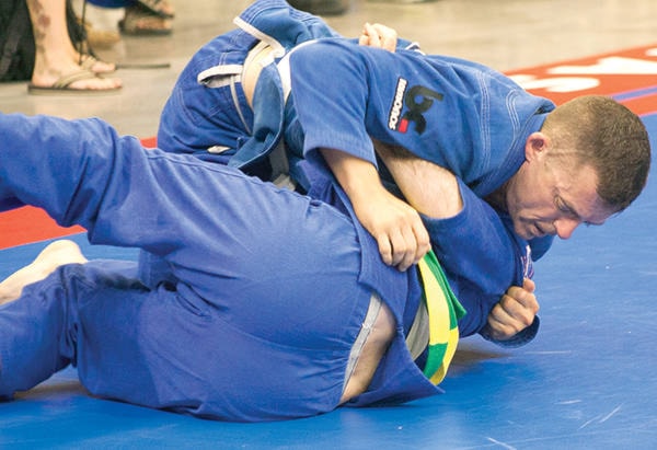 web1_0704-jiujitsu-01