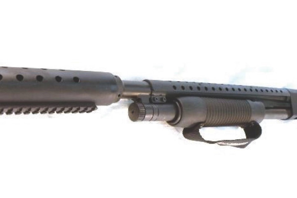 11441912_web1_180413-PSS-M-2mossberg-shotgun