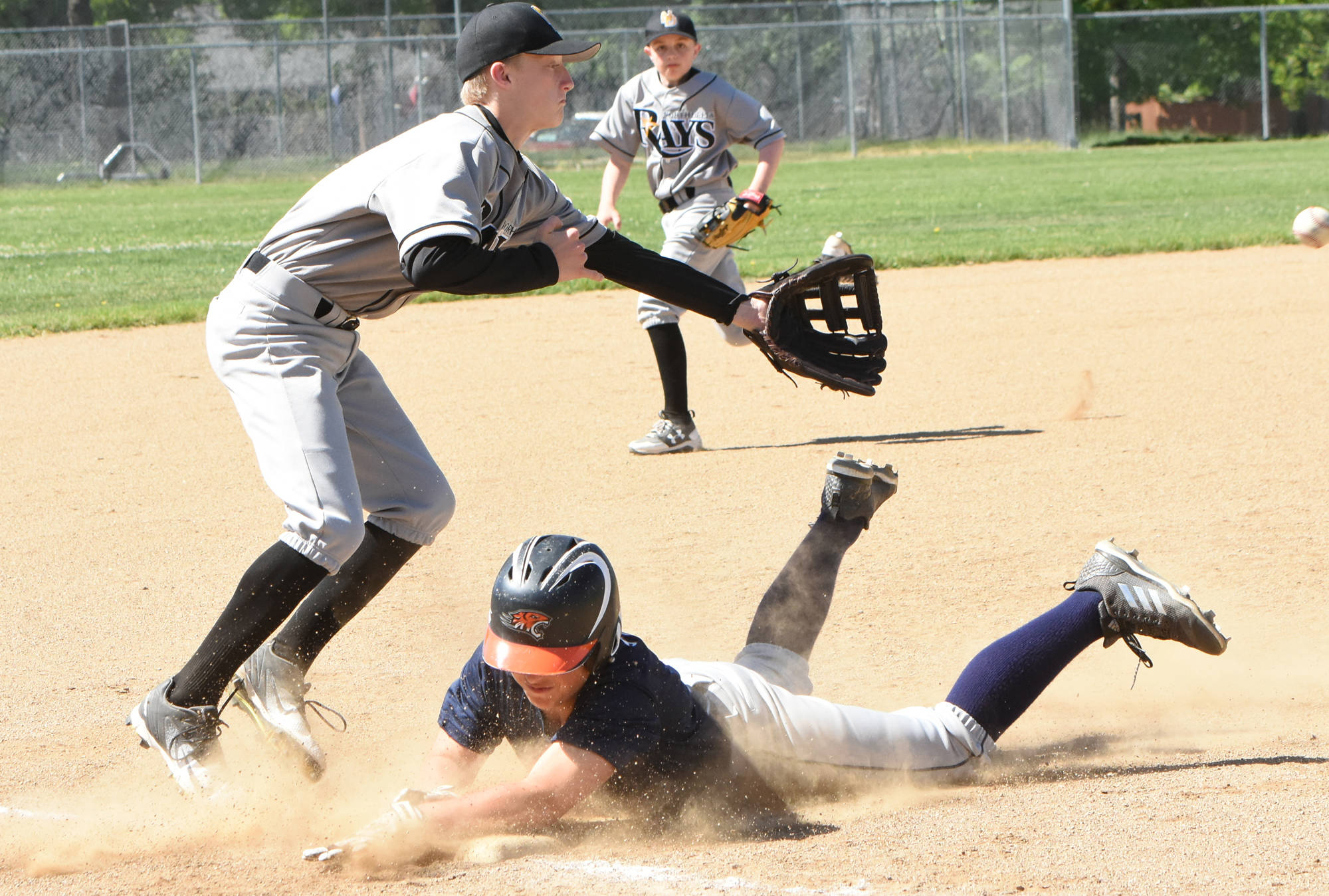 12100661_web1_180530-PWN-baseball-07