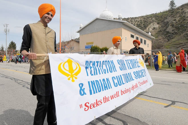 16619827_web1_170419-PWN-Vaisakhi3-T