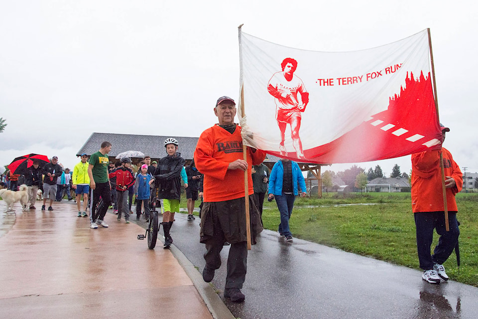 18531124_web1_20190915-SAA-Terry-Fox-run-JE-035