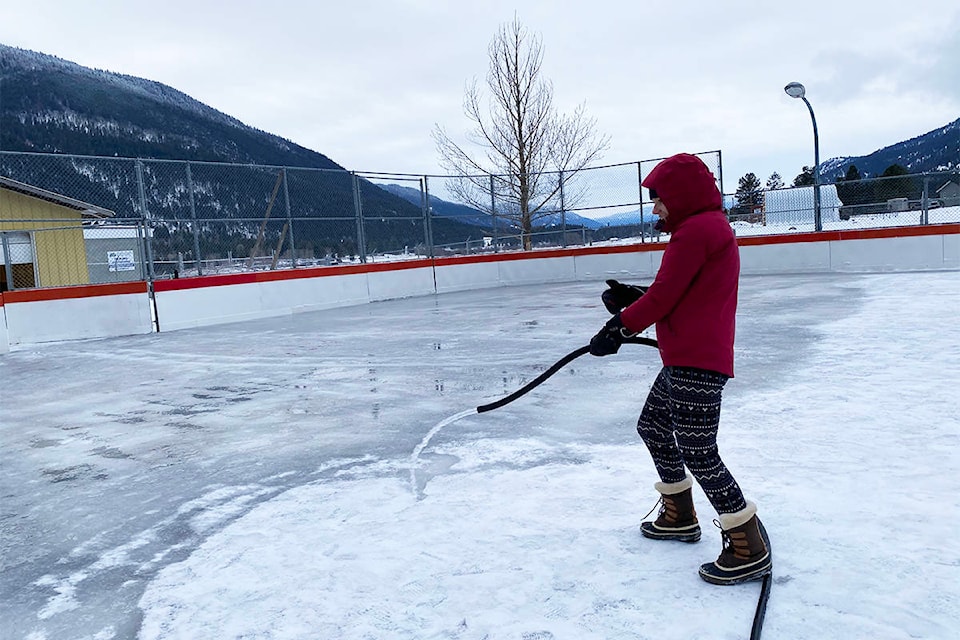 20087724_web1_200115-VMS-Falkland-Hockeyville2