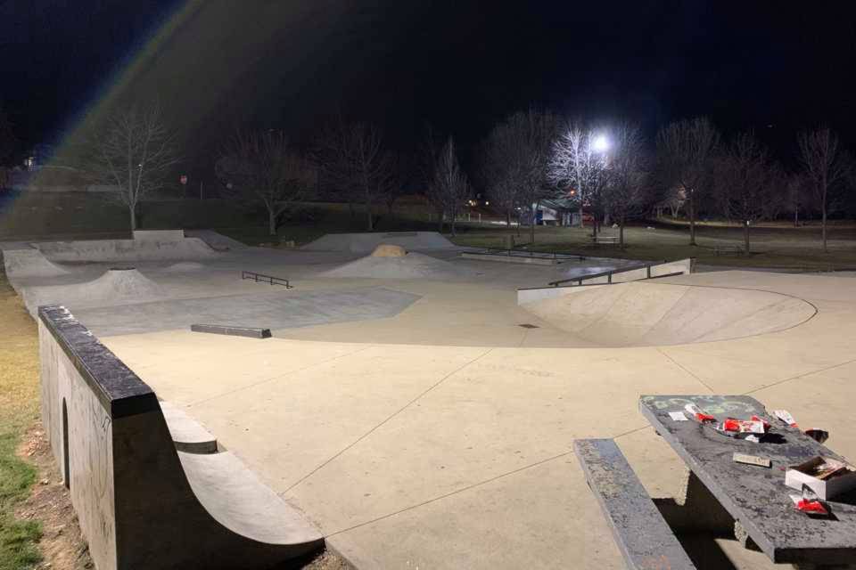 24443883_web1_210310-PWN-SkateParkLit_1