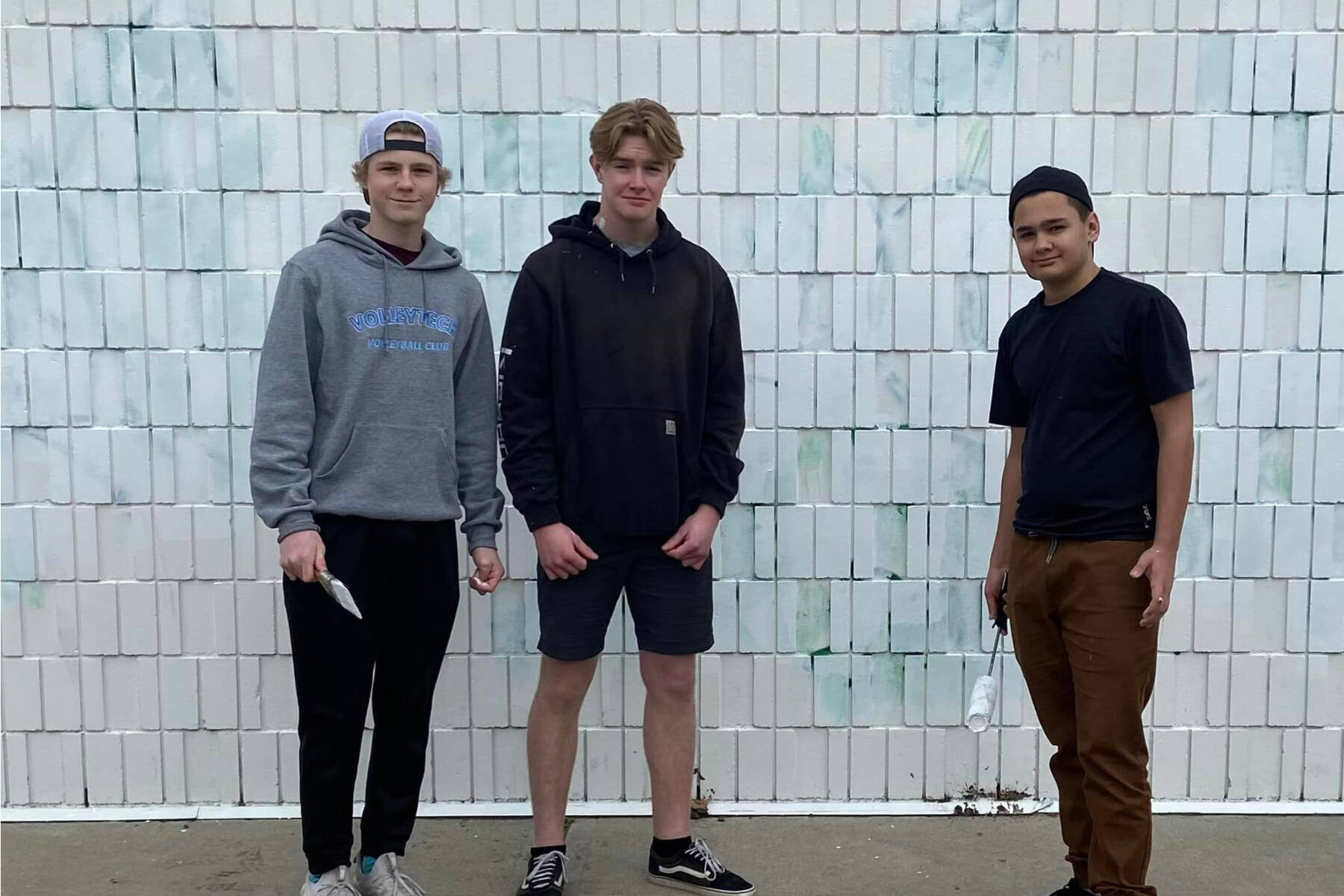 Penticton high school students take it upon themselves to paint over graffiti Penticton