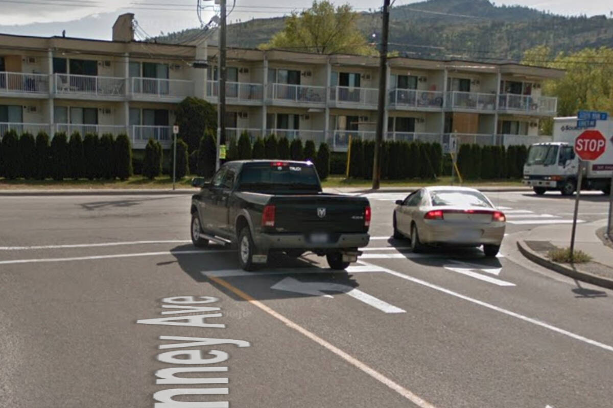 32221941_web1_220622-PWN-Intersection-StreetViewPenticton_1