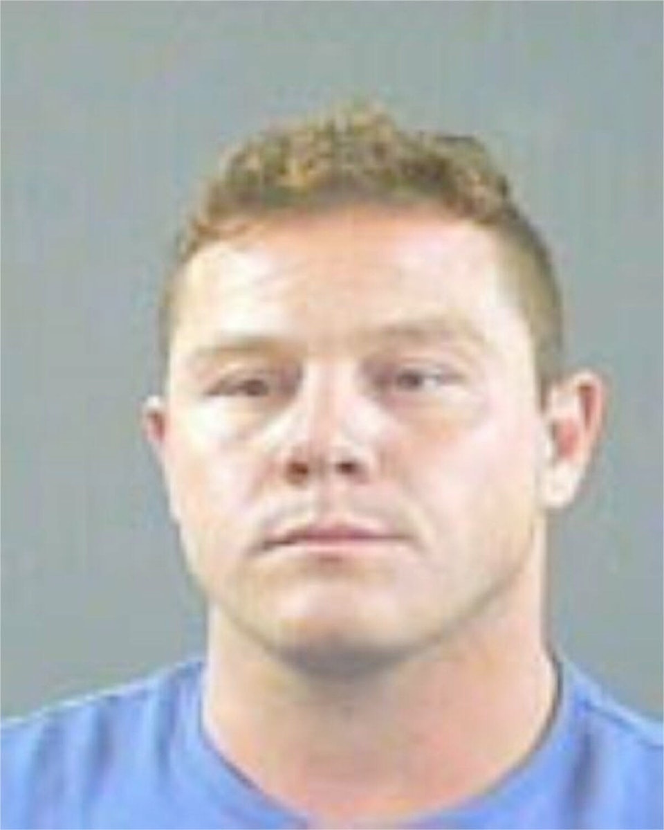 32623231_web1_230504-CPL-JoelEricCarlson-sexoffender-wanted-mug_2