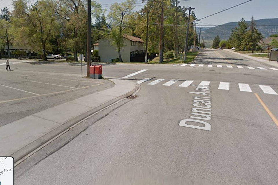 33031500_web1_230621-PWN-KidhitinCrosswalk_1
