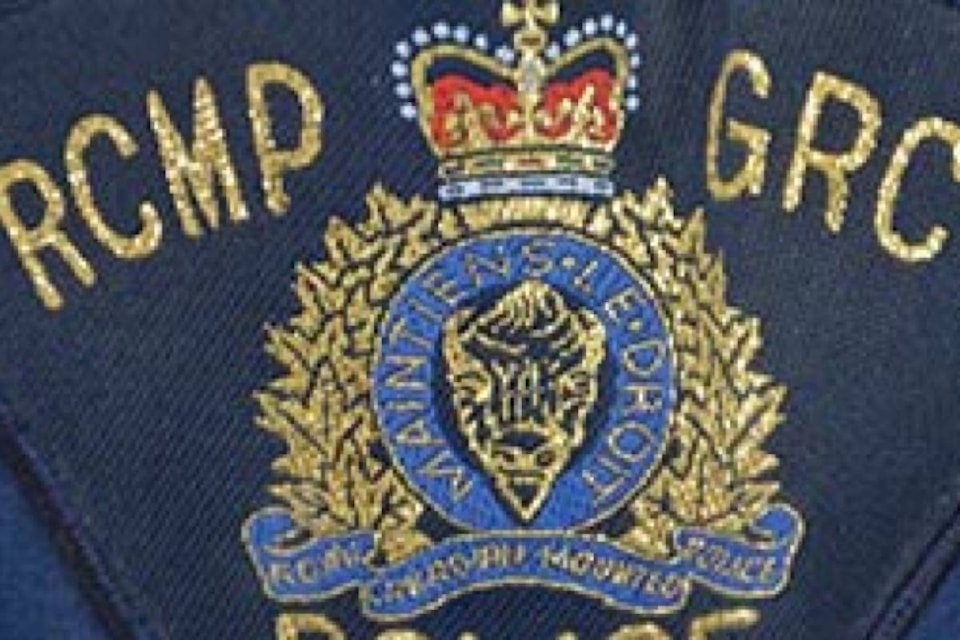8203464_web1_RCMP-Badge