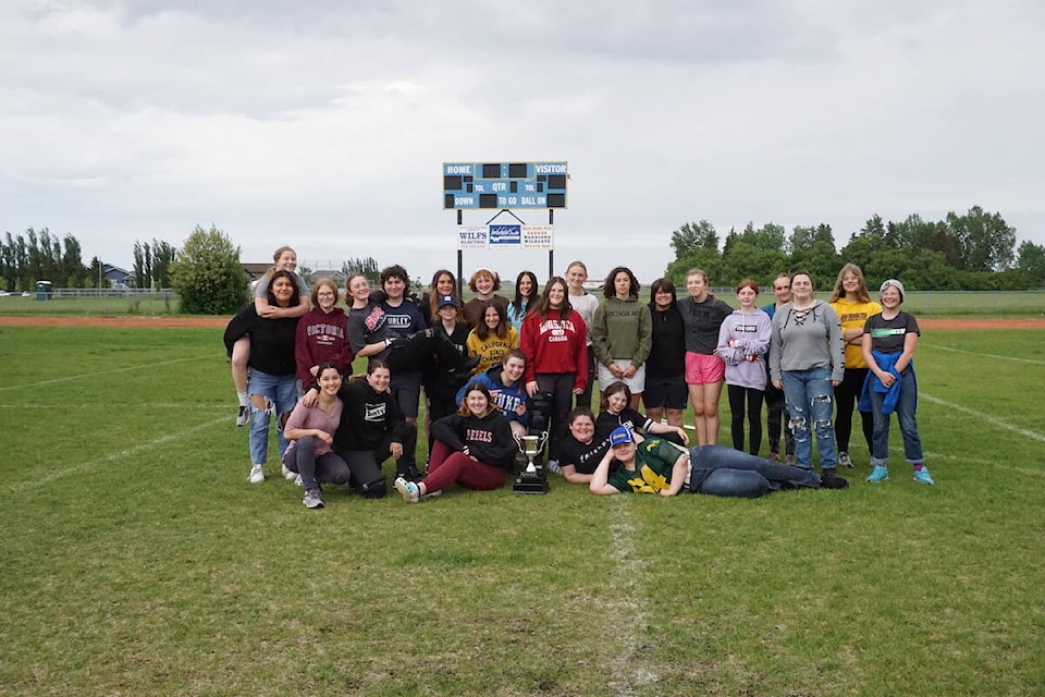 29406952_web1_220609-WPF-girlsfootball-wetaskiwin_2