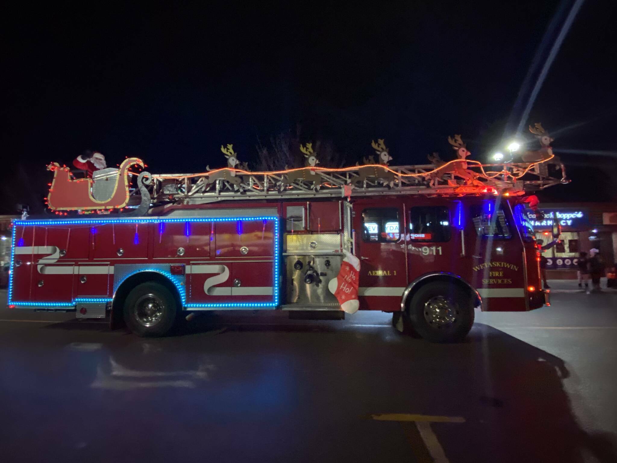 Here comes Santa Claus Holiday events in Wetaskiwin and area Wetaskiwin News