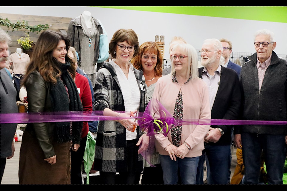 L-R: Mayor Kevin Ferguson, MLA Jennifer Johnson, board chair Martha Otten, and general manager Leigh Taylor. 
