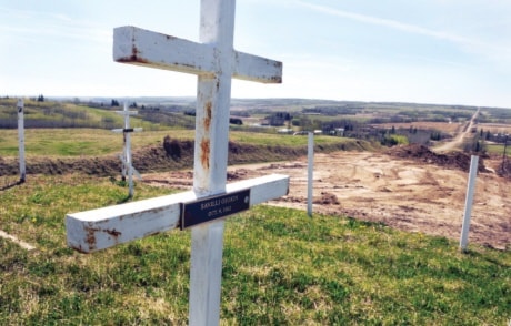 11654ponokaHistoricCemetary