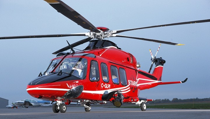 12960ponoka160420-PON-stars-helicopter