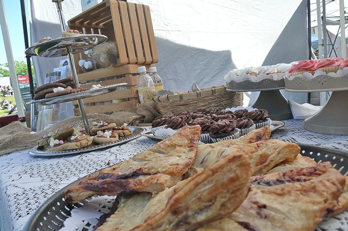 41377ponoka170520-Food-and-beer-festival-treats