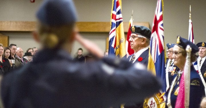 43001ponoka161116-PON-remembrance-dayFRONT