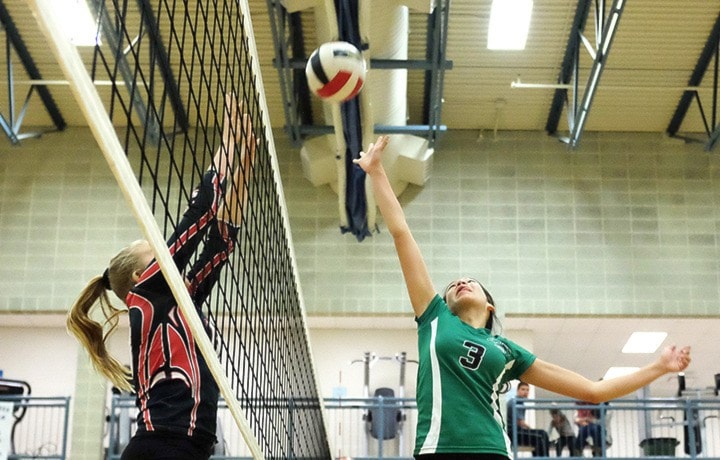 72467ponoka161109-PON-st-aug-vball7492