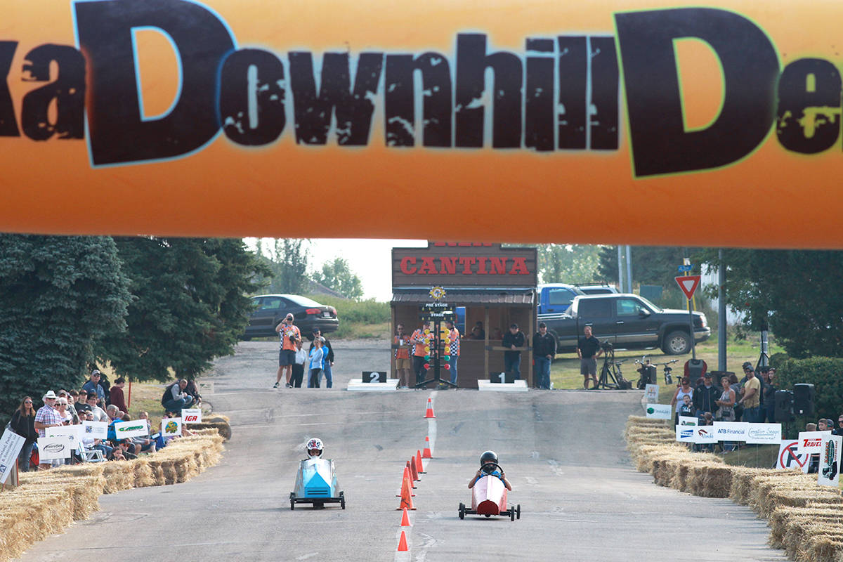 Ponoka’s Downhill Derby brings families together