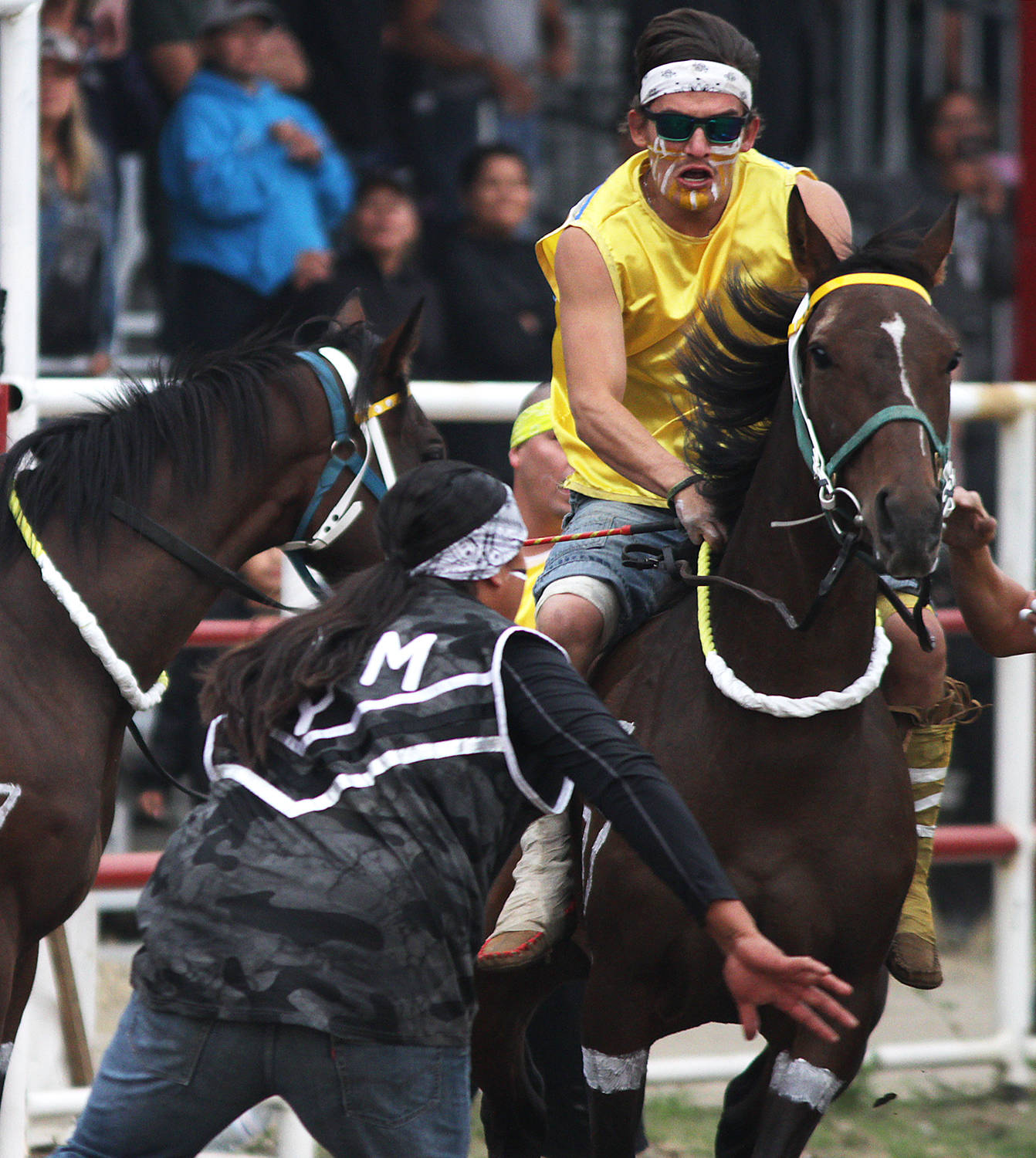 13288231_web1_180829-BAS-indian-horse-races_12