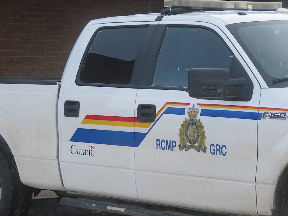 14520739_web1_IMG_rcmp-truck2249