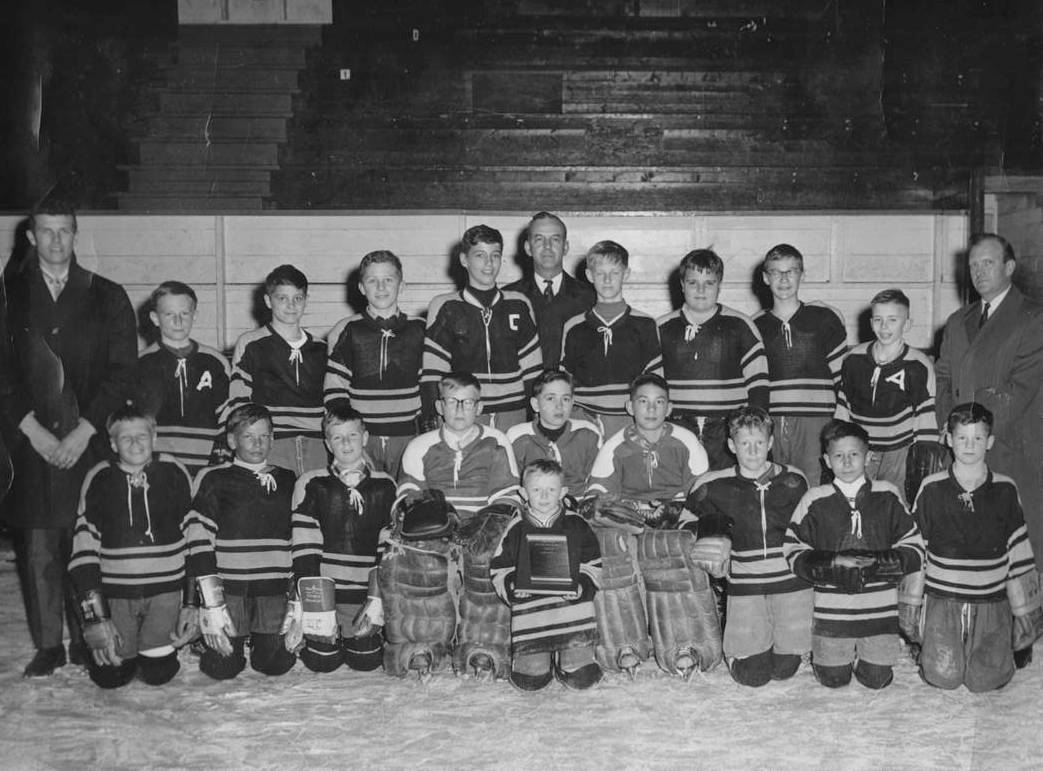 Reflections Remembering Ponoka’s colourful hockey history Ponoka News