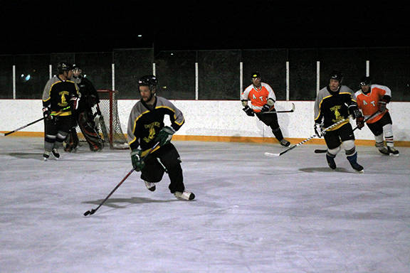 20417243_web1_200212-PON-24hrHockey_2