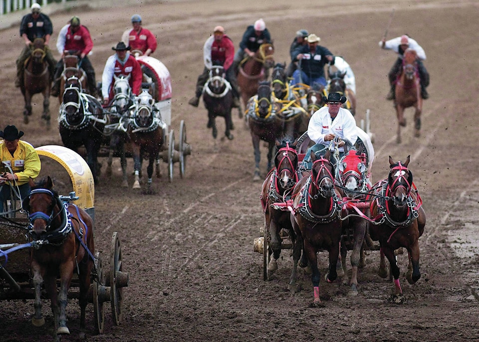 29781409_web1_190716-RDA-chuckwagon-deaths